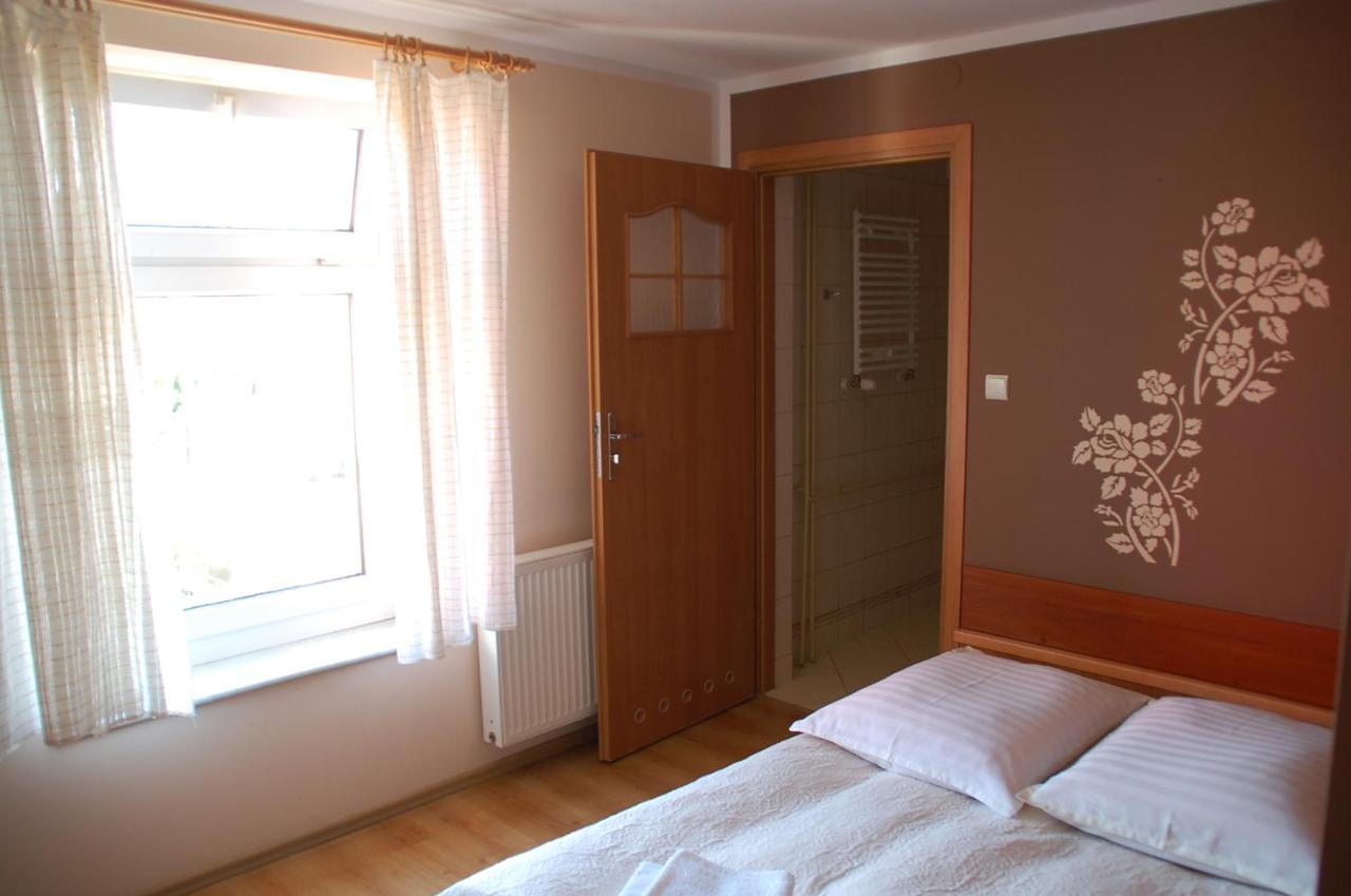 Bed and Breakfast Koral à Koszalin Extérieur photo