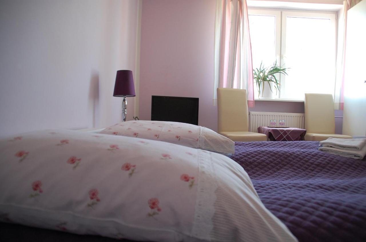 Bed and Breakfast Koral à Koszalin Extérieur photo