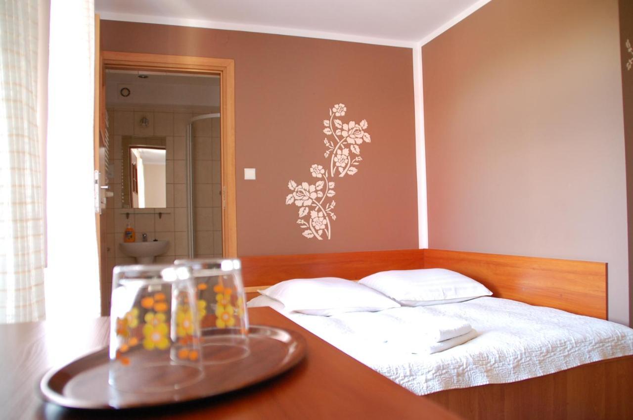 Bed and Breakfast Koral à Koszalin Extérieur photo