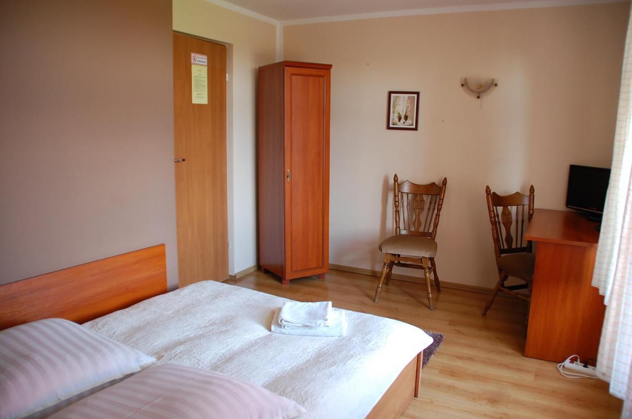 Bed and Breakfast Koral à Koszalin Extérieur photo